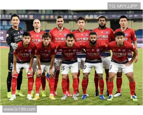 重庆足球队节奏之争引发热议球迷与专家观点交锋