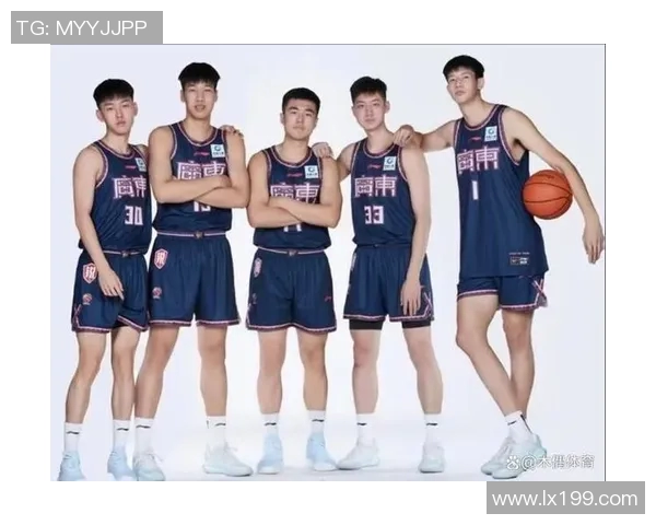 成都篮球队速度之争引发热议球迷观点各异引发讨论