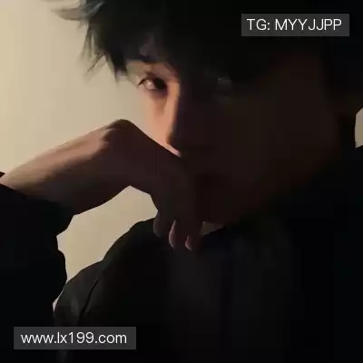 秦颂直